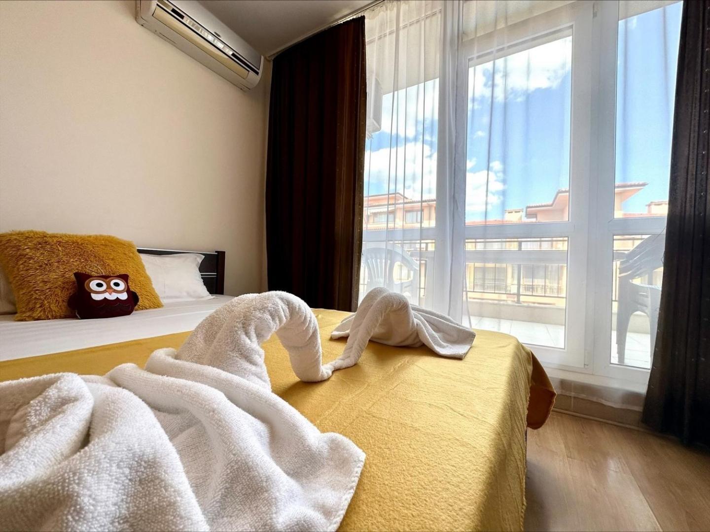 Menada Luxor Apartments Sveti Vlas Rum bild