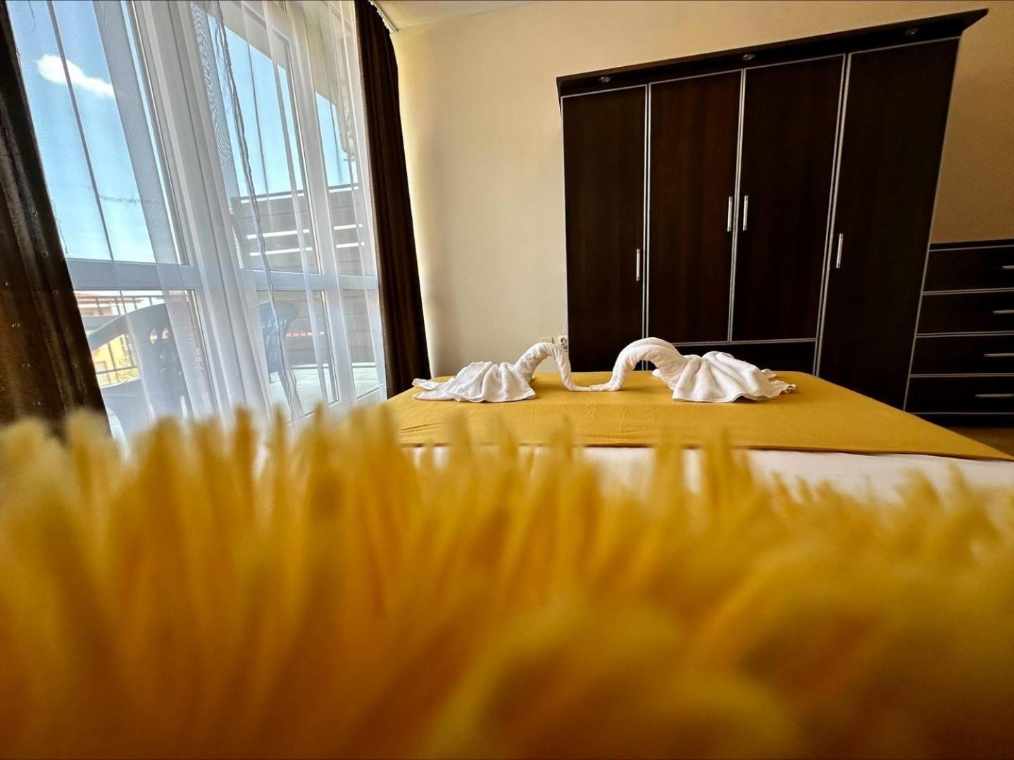 Menada Luxor Apartments Sveti Vlas Rum bild