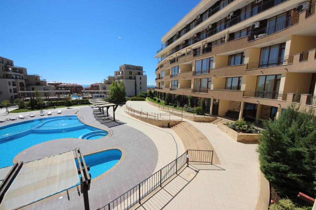 Menada Luxor Apartments Sveti Vlas Exteriör bild