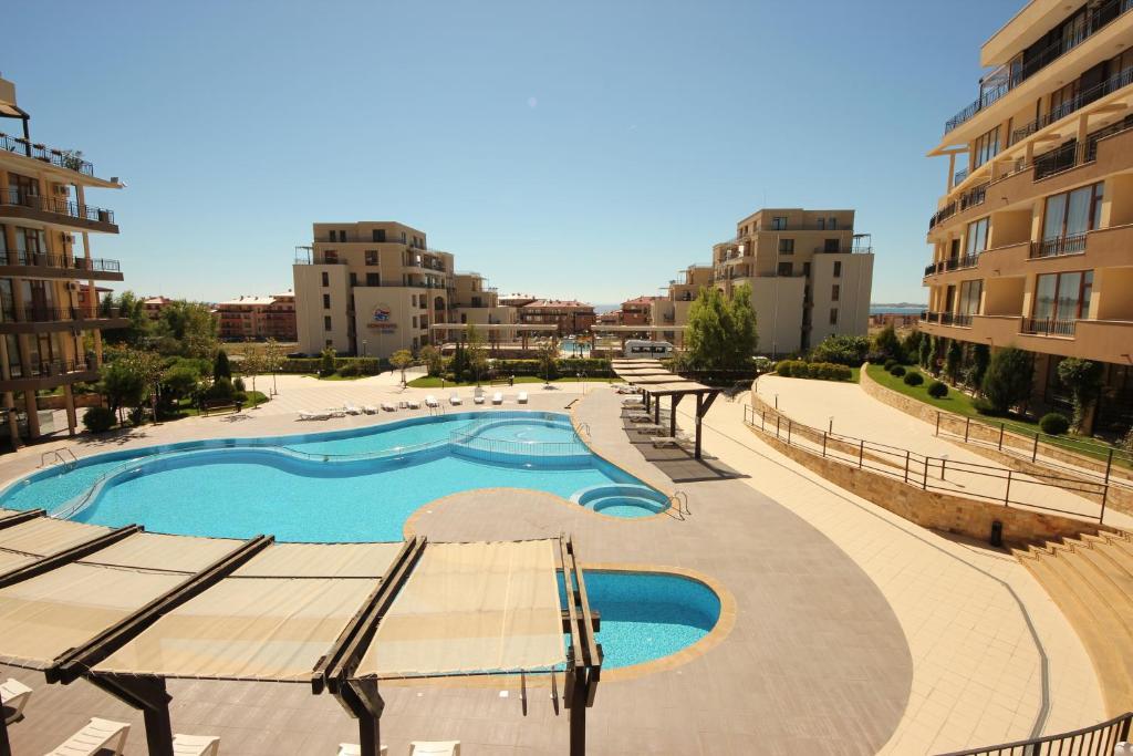 Menada Luxor Apartments Sveti Vlas Exteriör bild