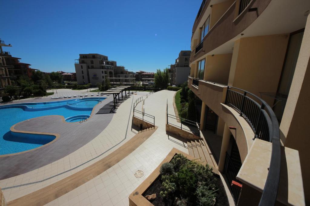 Menada Luxor Apartments Sveti Vlas Exteriör bild